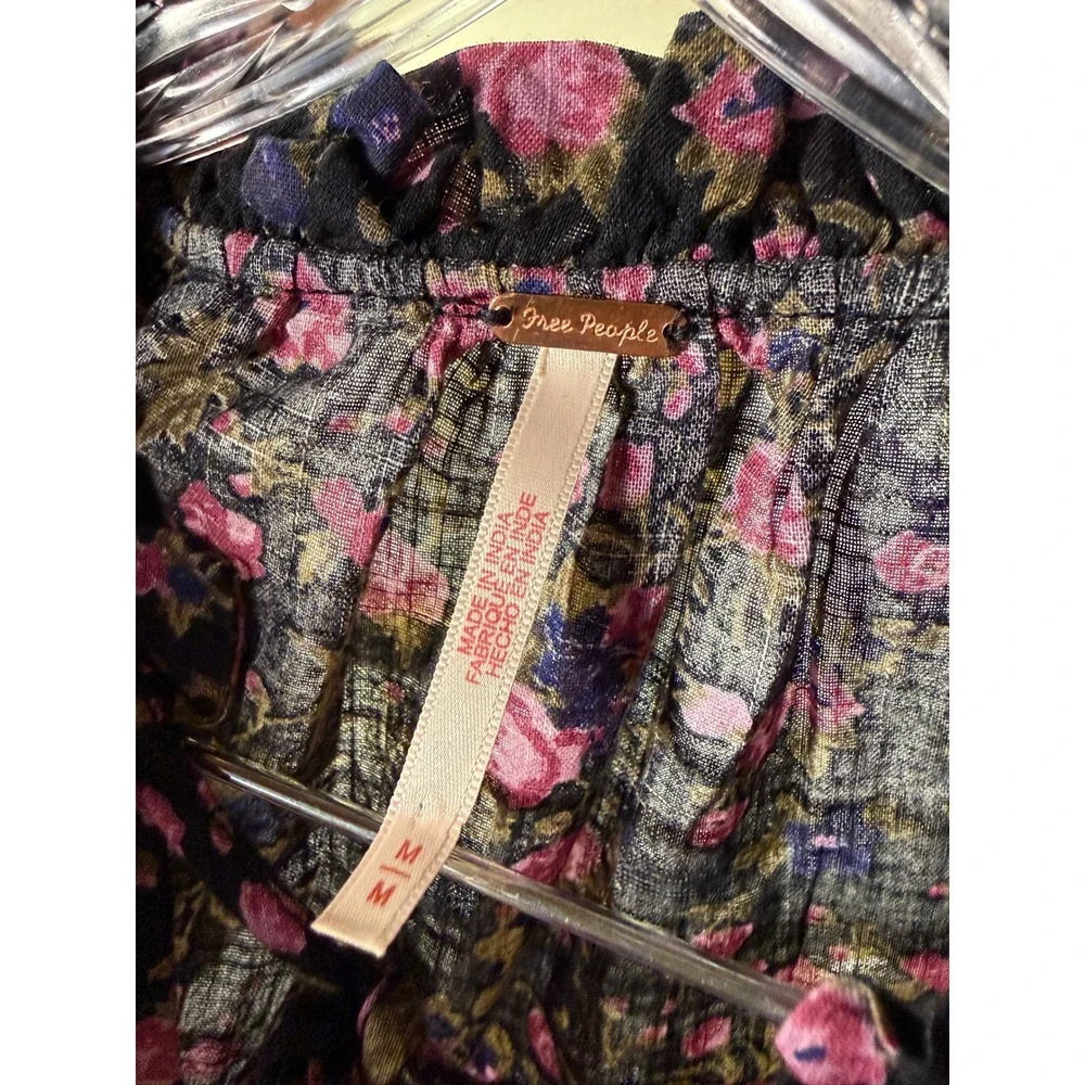 Free People Blouse med floral meant to be black feminine puff sleeve romantic ec